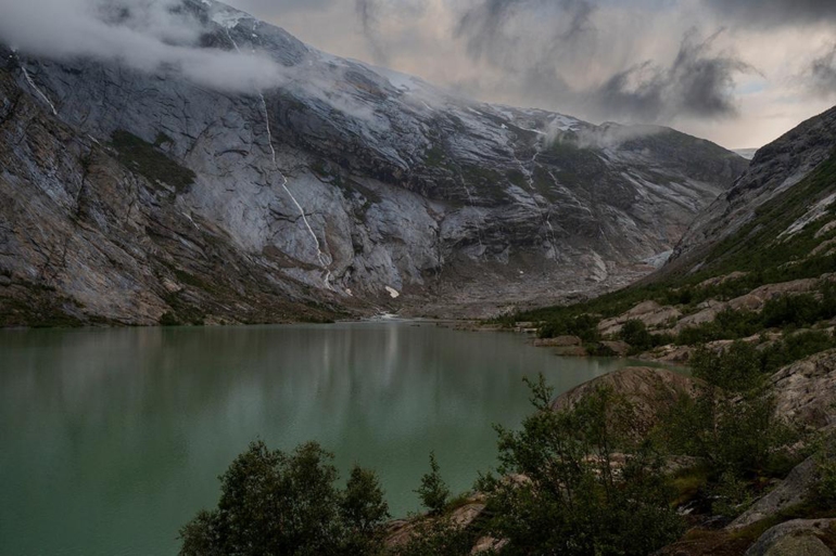 As climate clock ticks, aviator races to photograph glaciers