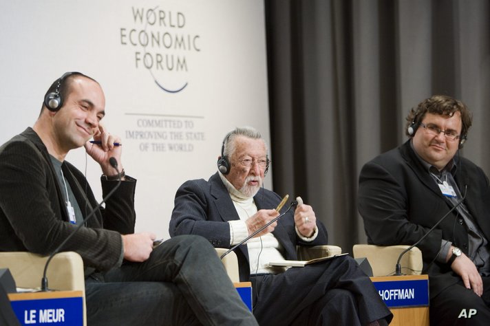 Joseph Weizenbaum, former Professor of Computer Science, Massachusetts Institute of Technology, USA, center, argues with Reid…