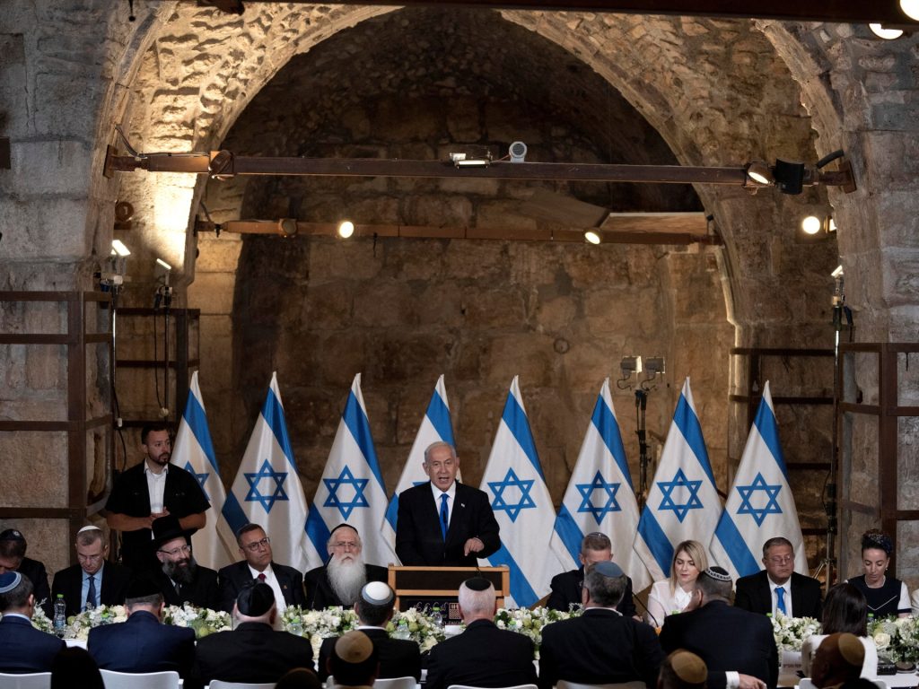 هآرتس: حكم العدل الدولية سيخلق صداعا كبيرا لنتنياهو مع وزرائه اليمينيين