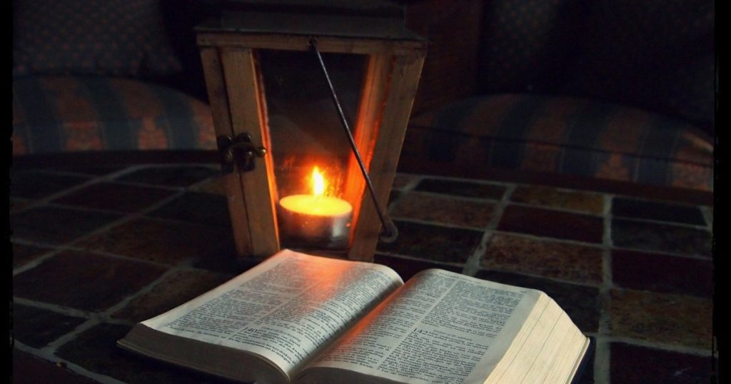 أثر القراءة في تعلم اللغة وبناء الإنسان وثرائه الفكري