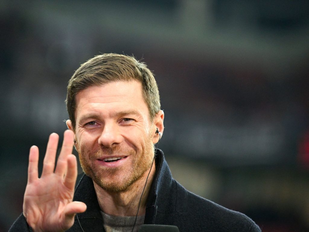 “أنا بالمكان الصحيح”.. ألونسو يؤكد أنه لا يفكر في تدريب ليفربول