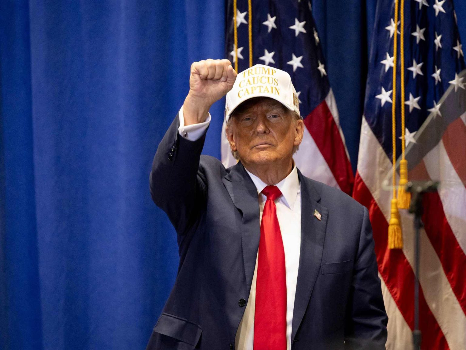 ولاية نيوهامبشير تقرّب ترامب من مواجهة ثانية مع بايدن