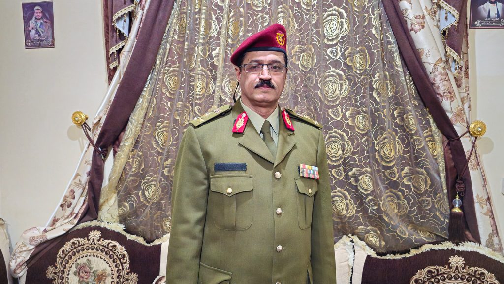 قيادي عسكري حوثي: قد نضطر لضرب ناقلات النفط المتجهة لأوروبا وأميركا