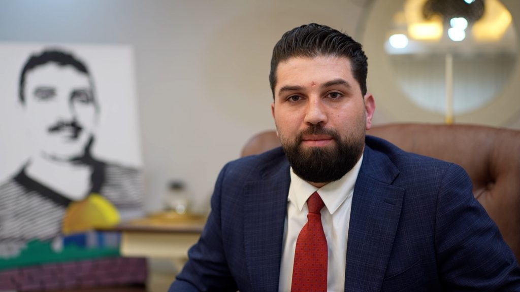 الأسير المقدسي أيمن الشرباتي.. 27 عاما في ظلمات السجن