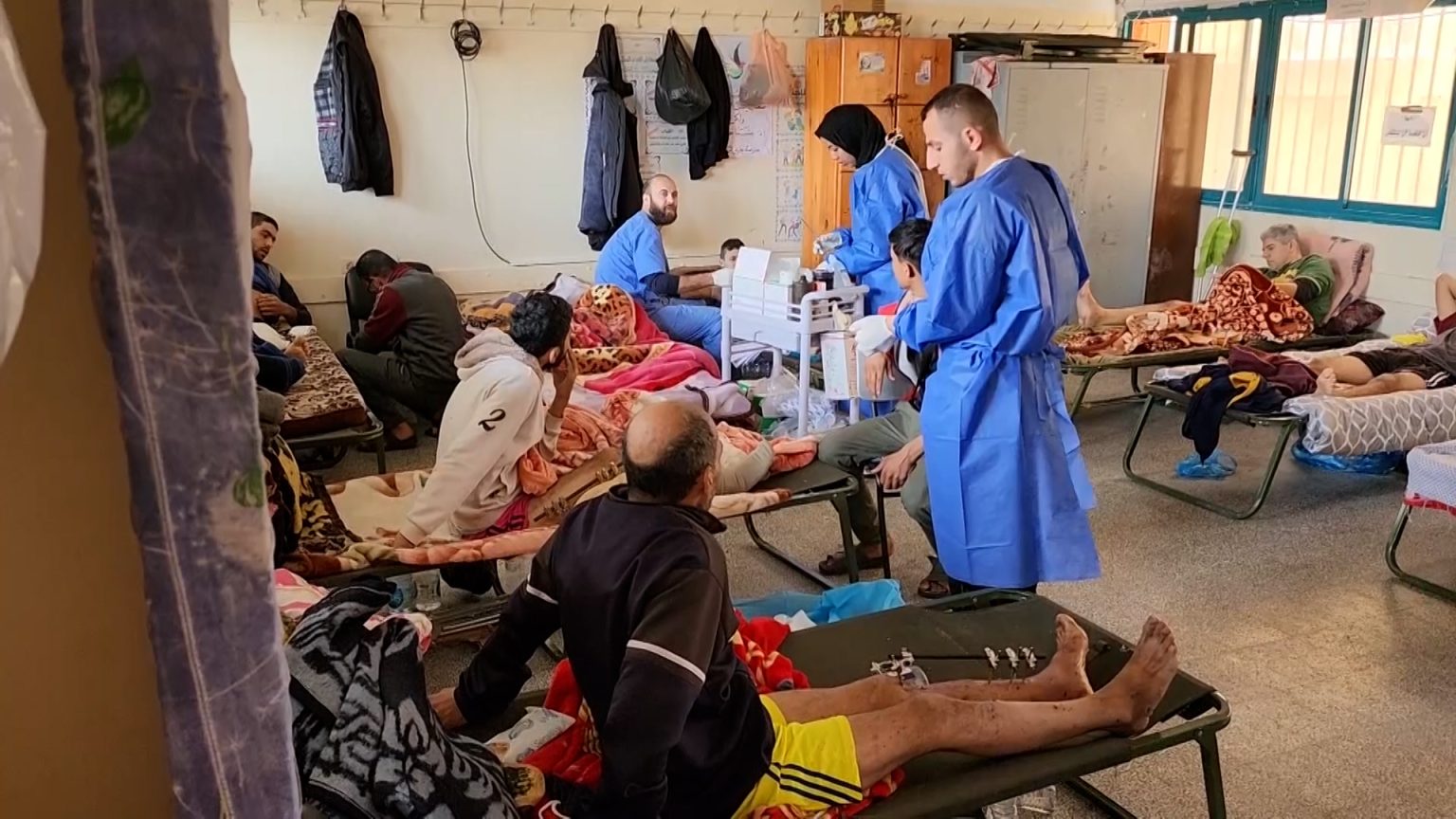 طبيب أميركي يروي رحلته في غزة: ما رأيته ليس حربا بل إبادة