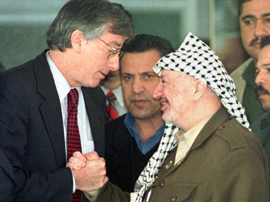 دينيس روس: لا يمكن القضاء على حماس لكن يمكن أن تكون غزة منزوعة السلاح