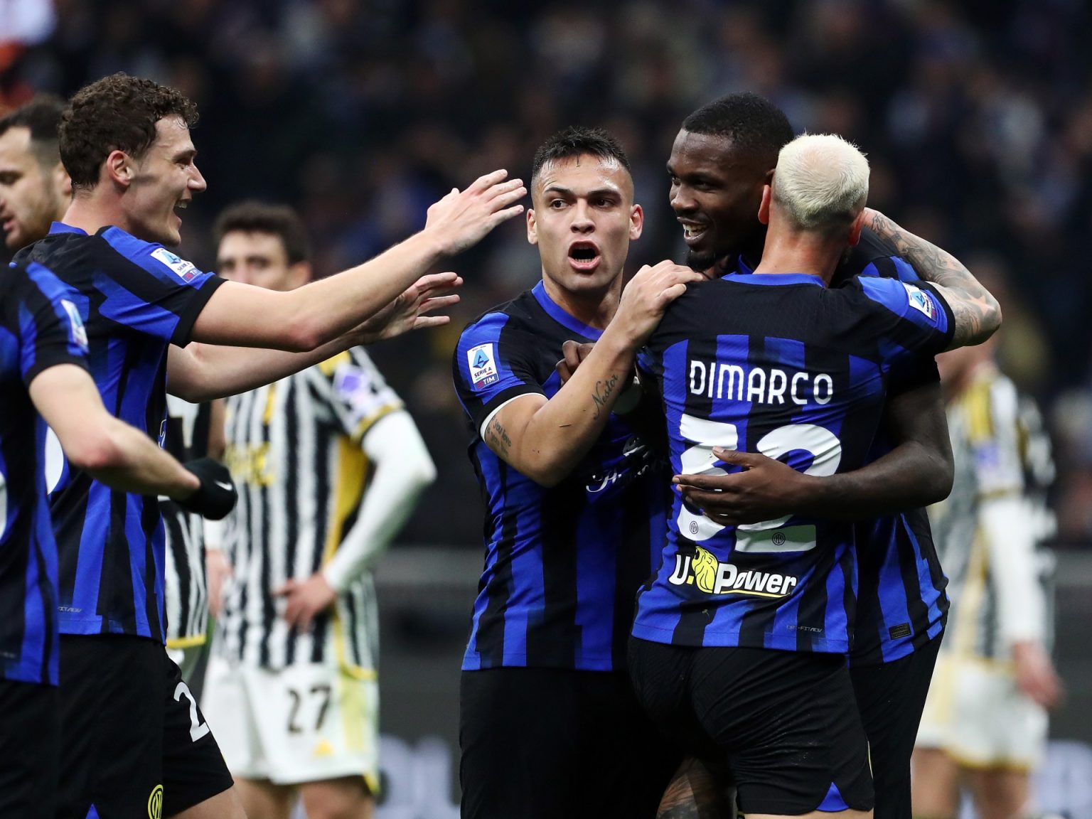 إنتر ميلان يعزز صدارته للدوري الإيطالي بفوز مثير على يوفنتوس