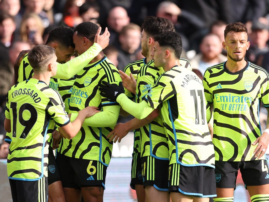 أرسنال يسحق وست هام بسداسية في البريميرليغ