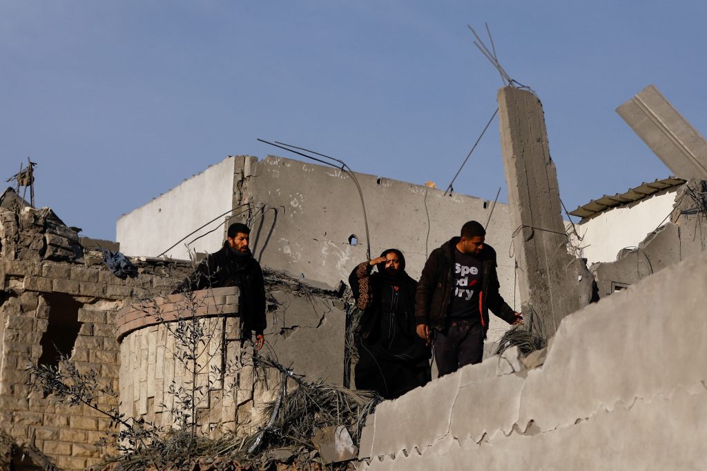 رفح.. “سكان الخيام” محاصرون بين المجاعة والهجوم الإسرائيلي الوشيك