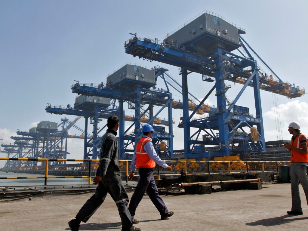 نقابة عمالية هندية ترفض تحميل سفن بأسلحة متجهة إلى إسرائيل