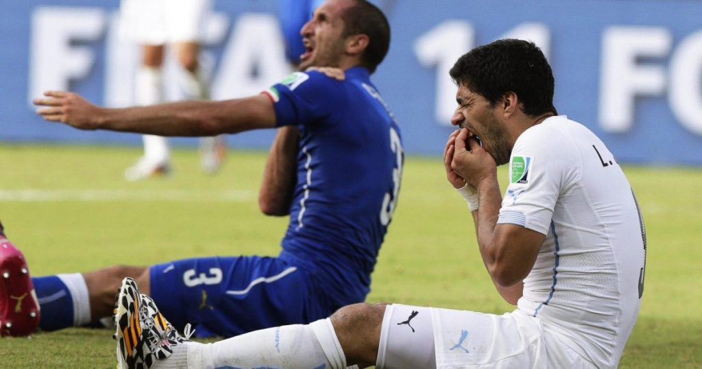 عضّة سواريز حولت مساره من ريال مدريد إلى برشلونة