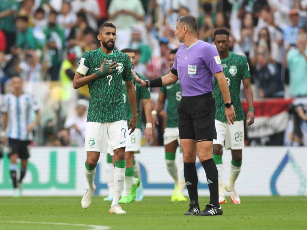 عقوبات بحق 6 لاعبين “متمردين” من المنتخب السعودي