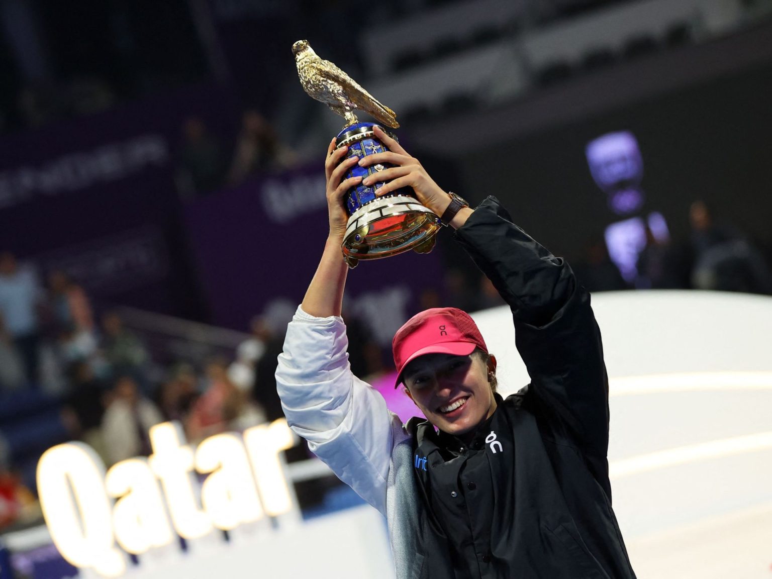 شفيونتيك تفوز بلقب بطولة قطر المفتوحة للتنس للمرة الثالثة تواليا