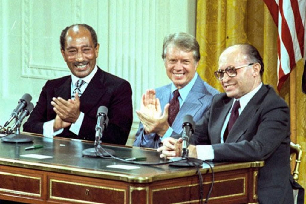 بعد الحديث عن محور فيلادلفيا.. هل يقوض اجتياح رفح اتفاقية كامب ديفيد؟