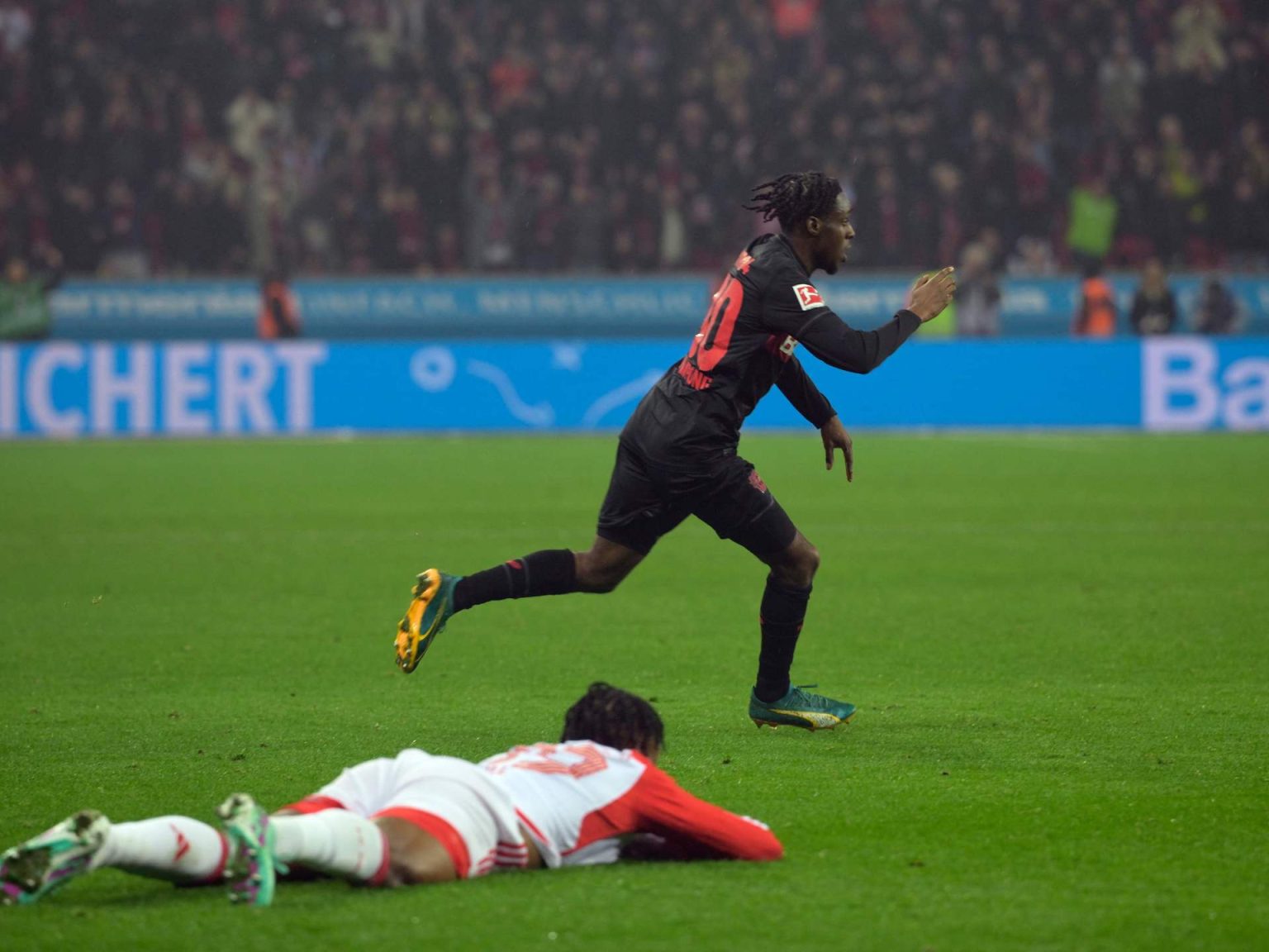 ليفركوزن يعادل رقم بايرن ميونخ القياسي ويتفوق على كبار أوروبا