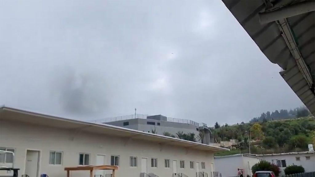 قتلى وجرحى بغارات إسرائيلية على جنوب لبنان بعد استهداف عسكريين في صفد