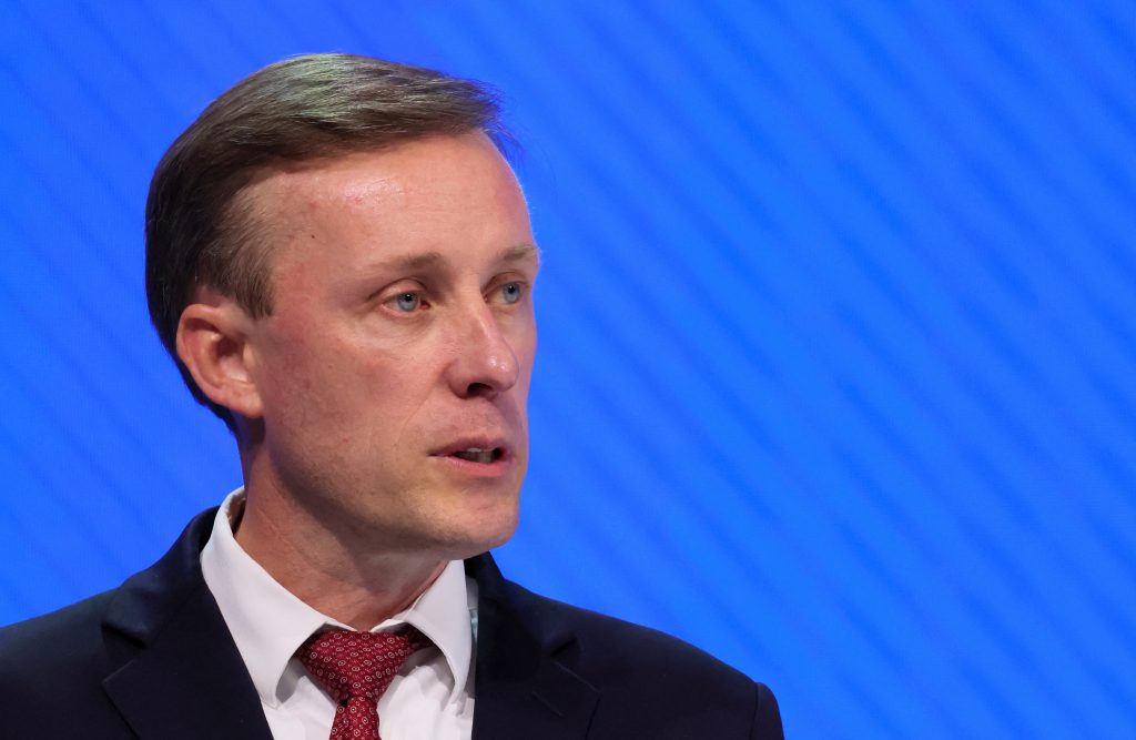 البيت الأبيض: الدور الإيراني “خبيث”.. ونتعامل معه بطريقة واضحة ومباشرة