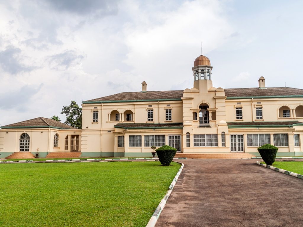 مملكة داخل جمهورية.. تعرّف على بوغندا