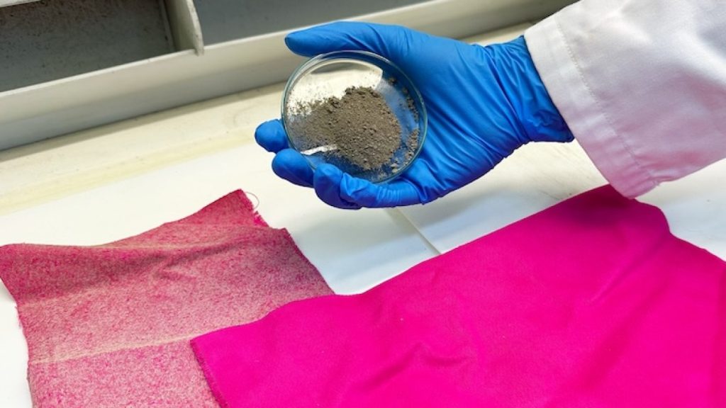 تبريد الملابس بـ”الألماس النانوي”.. اختراق صناعي للتكيّف المناخي