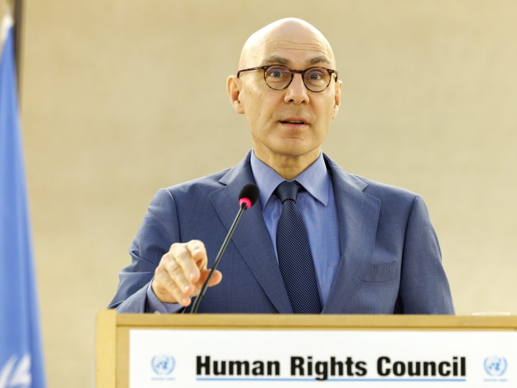 المفوض الأممي لحقوق الإنسان: الحرب في غزة “برميل بارود” ينذر بالأسوأ