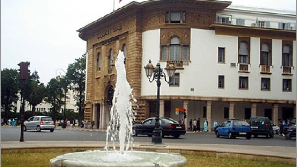 لماذا يفضل المغاربة التعامل بالأوراق النقدية على الدفع الإلكتروني؟