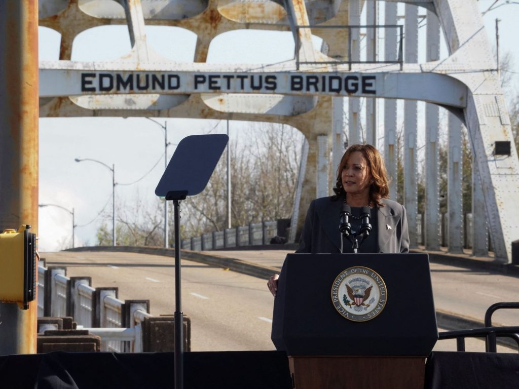 نائبة الرئيس الأميركي: ما نراه في غزة مدمر ويجب إعلان وقف إطلاق النار فورا