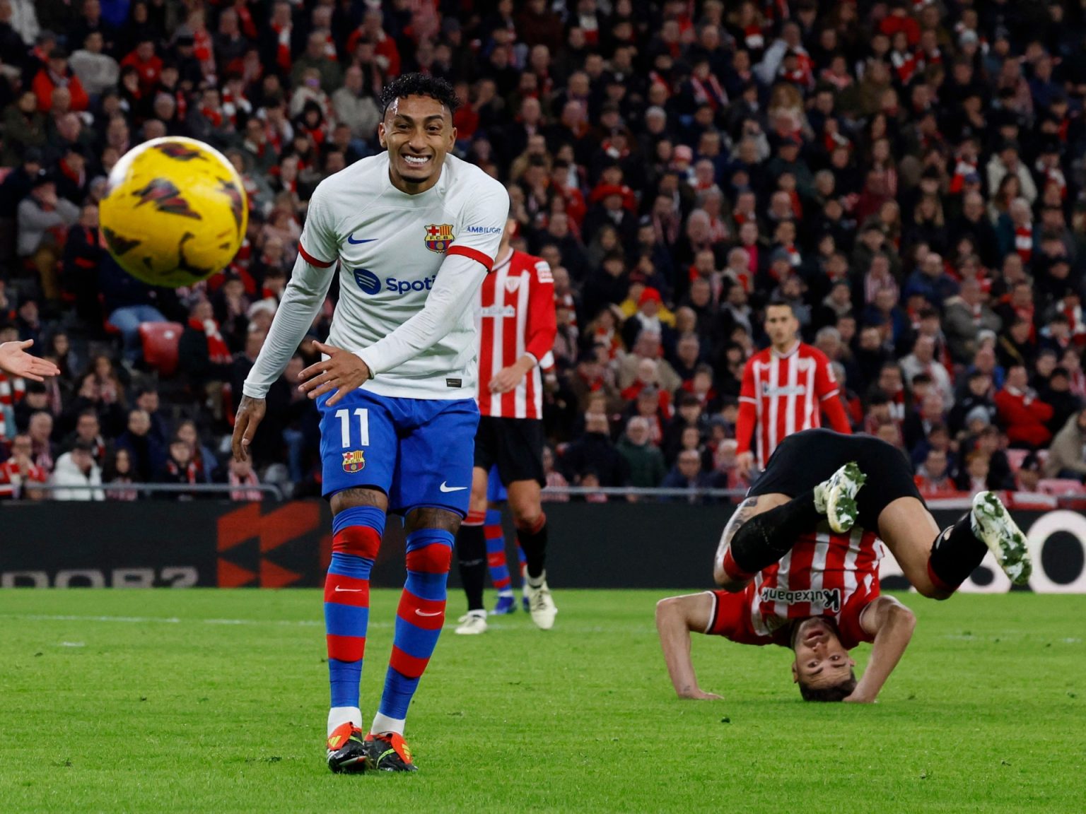 برشلونة يهدر وصافة الليغا بتعادله السلبي مع أتلتيك بلباو