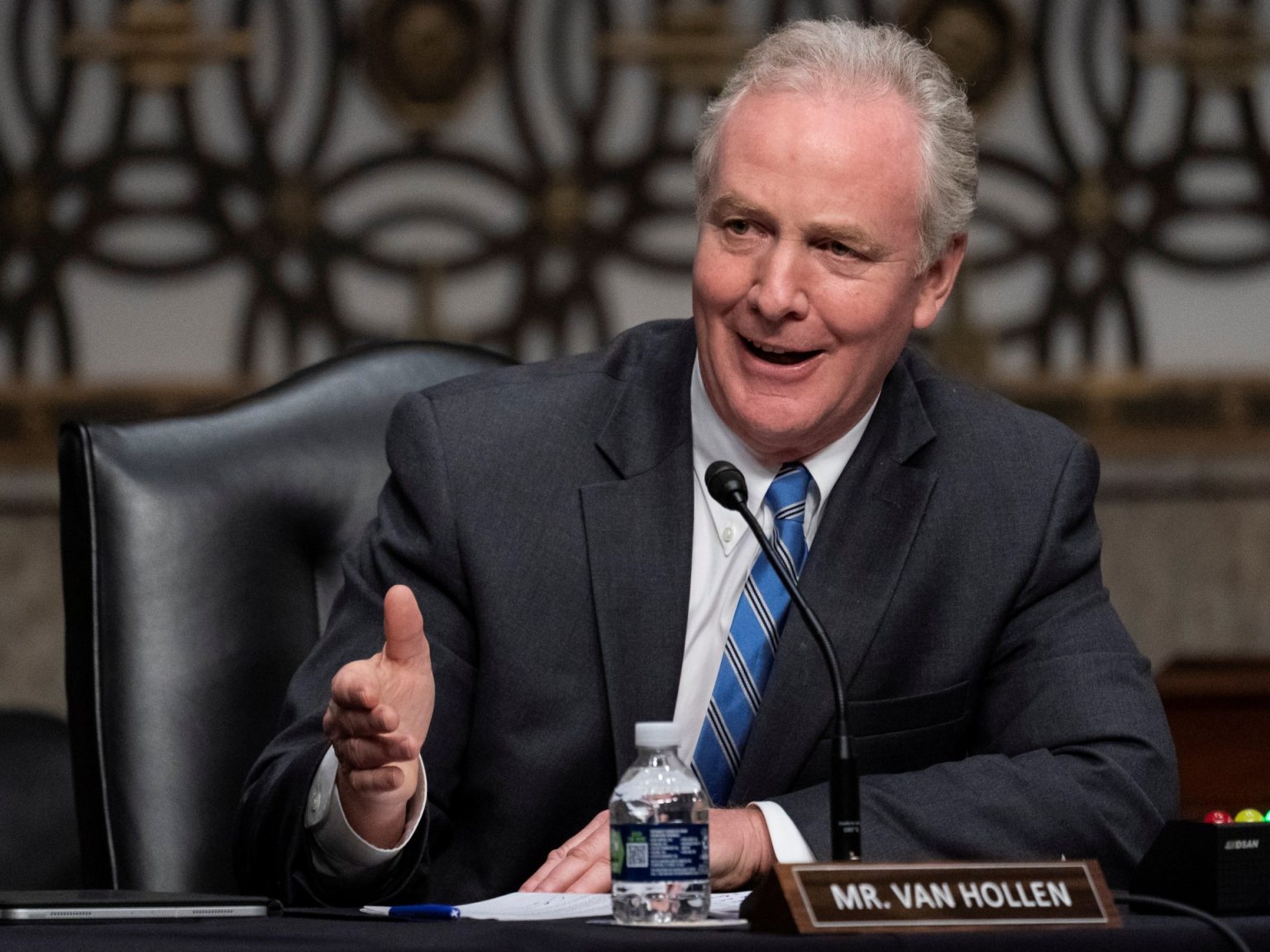 سيناتور أميركي: المزاعم أن أونروا أداة بيد حماس مجرد كذبة