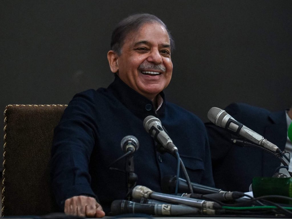 البرلمان الباكستاني ينتخب شهباز شريف رئيسا للوزراء