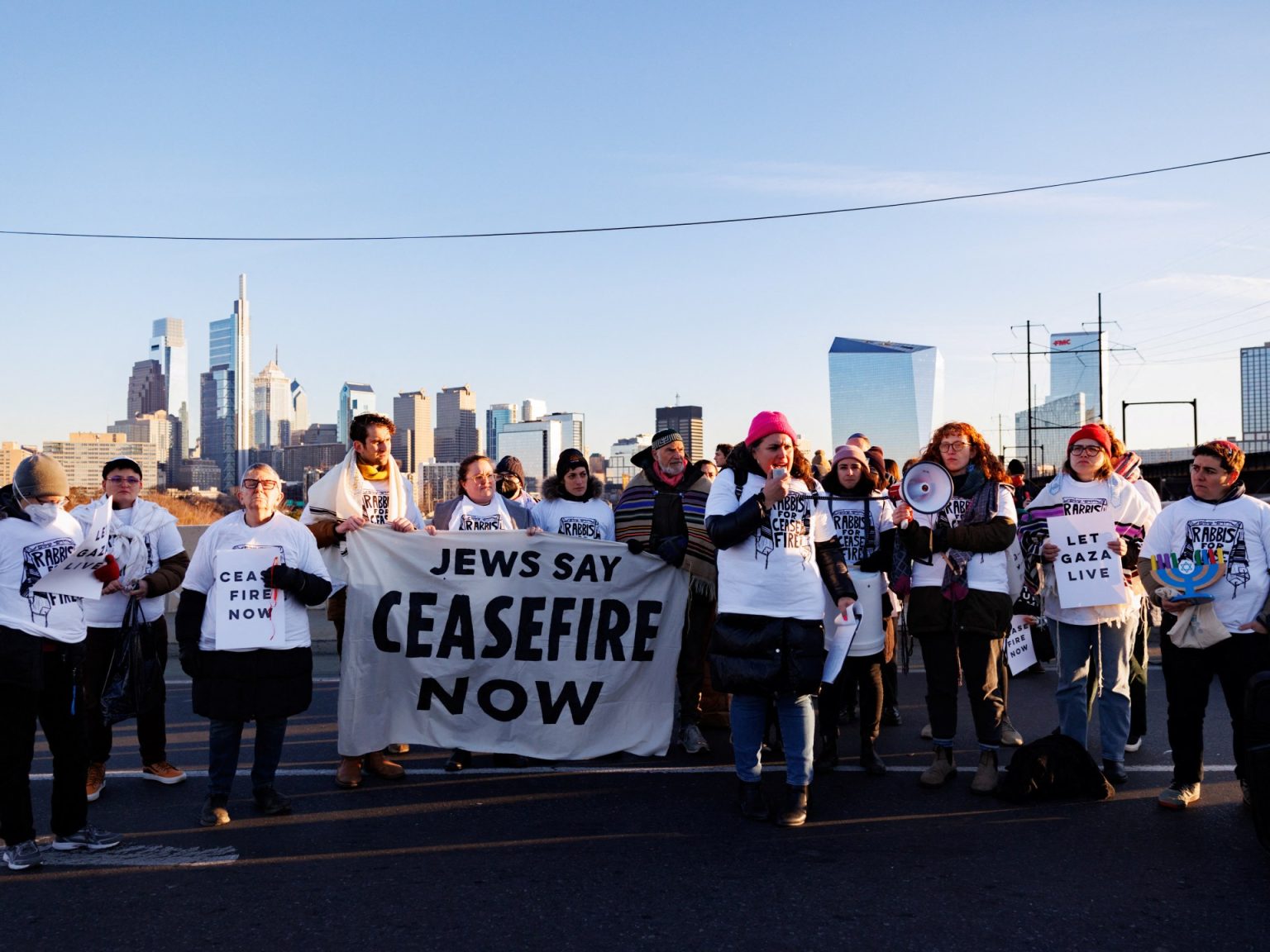 موقع أميركي: أنت معاد للصهيونية إذن أنت معاد للسامية حتى لو كنت يهوديا