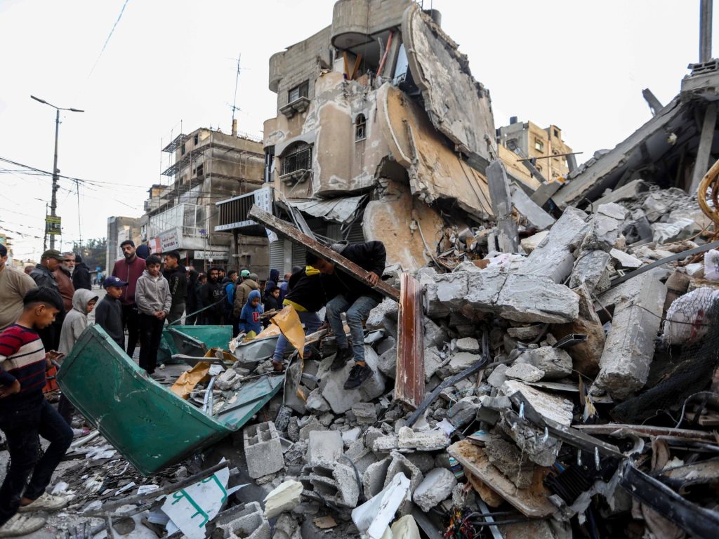 ديمقراطيات الإبادة الجماعية