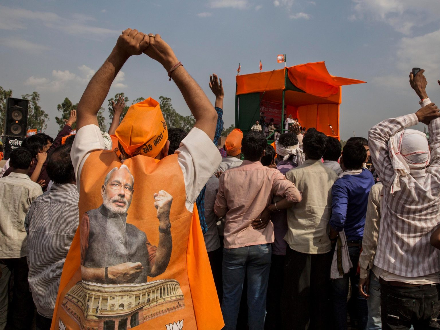 هل يستغل حزب مودي الحاكم في الهند النظام الانتخابي لصالحه؟