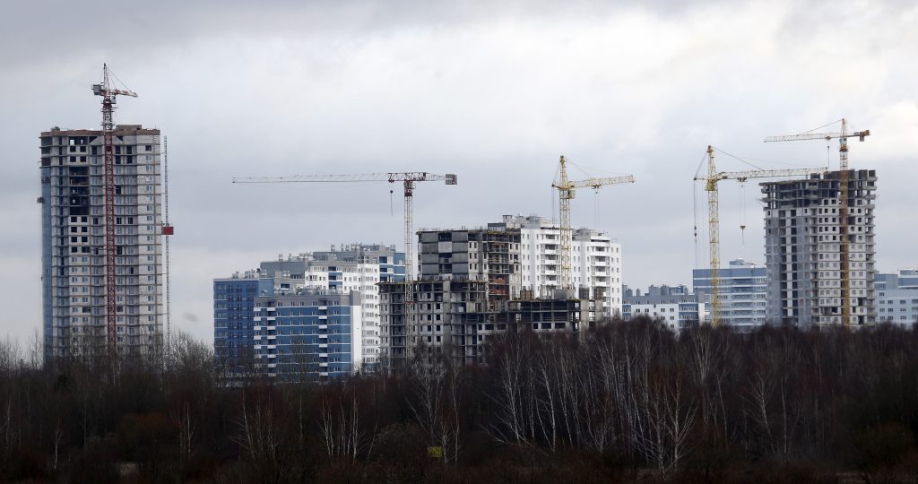 قطب عقارات إماراتي ينسحب من بيلاروس.. ويتعاون مع كوشنر في دولة أخرى