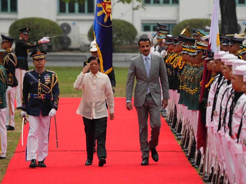 أمير قطر يوقع مذكرات تعاون دولية خلال جولته الآسيوية