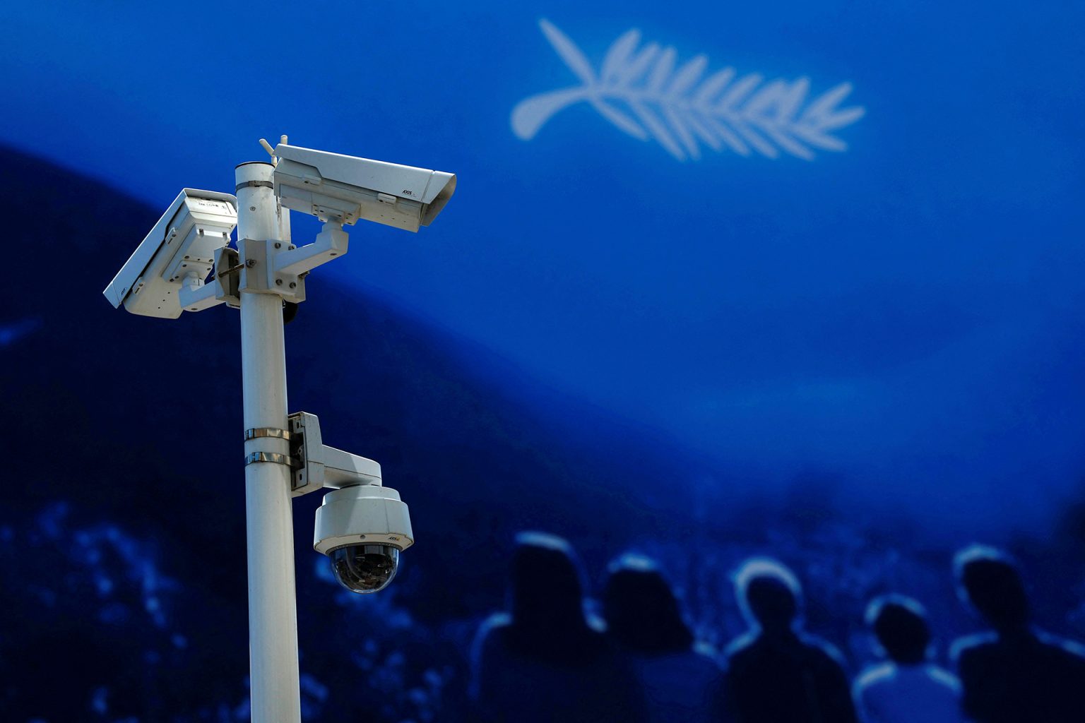 قبل افتتاحه بساعات.. مهرجان “كان” يحظر الرموز الفلسطينية ويمنع التظاهر