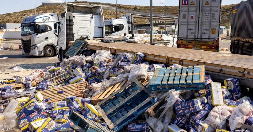 تخريب المساعدات المتجهة لغزة.. صحيفة إسرائيلية “تكشف مفاجأة”