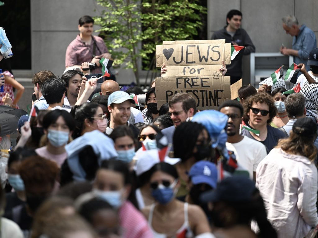 طوفان جامعات العالم.. إشادة واسعة بحراك الطلاب من أجل فلسطين