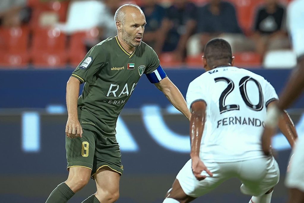 مظهر “الرسام” إنييستا يثير قلق المشجعين.. ما القصة؟