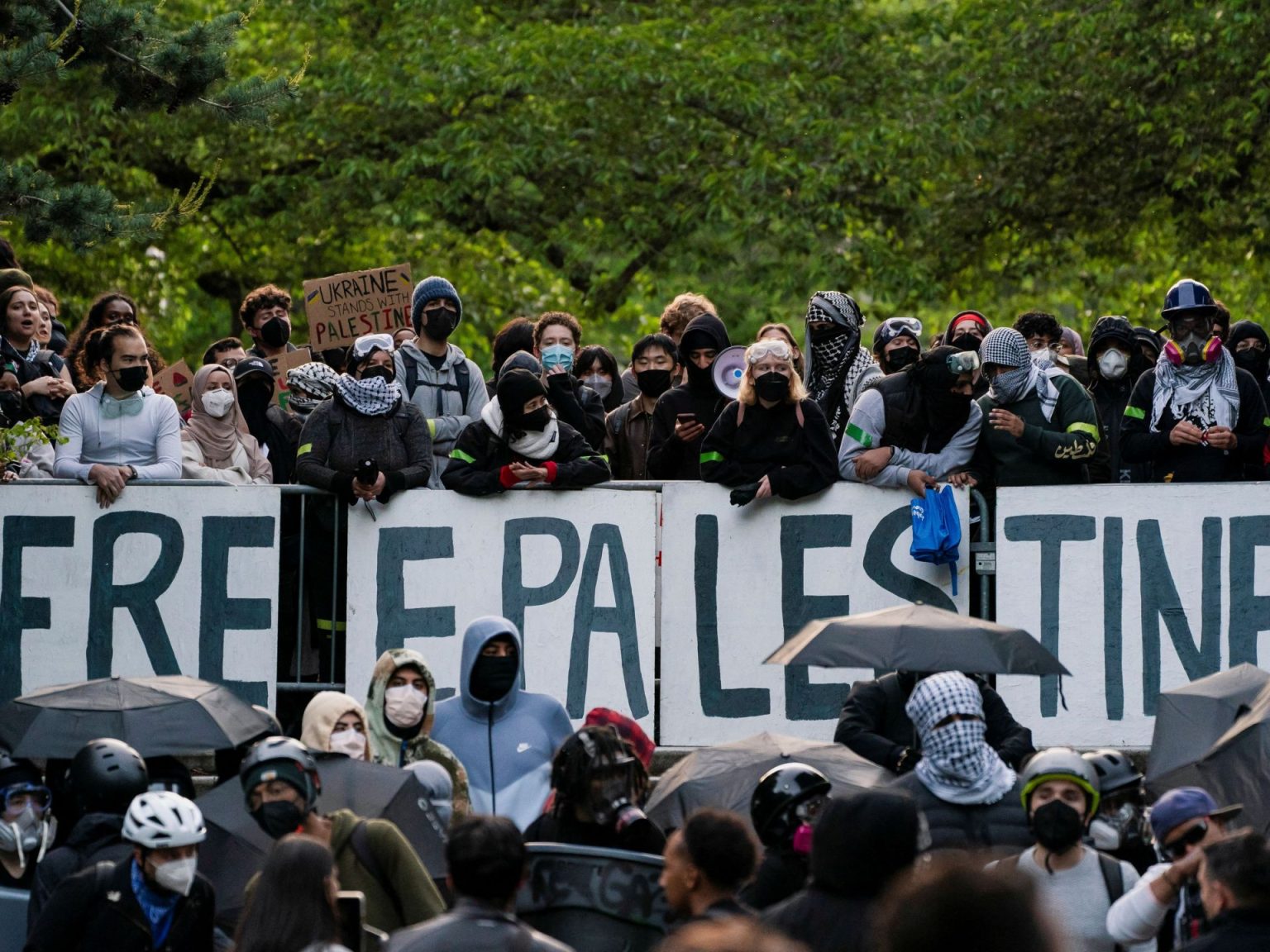 كلية بجامعة كولومبيا تسحب استثماراتها من الشركات المستفيدة من حرب غزة