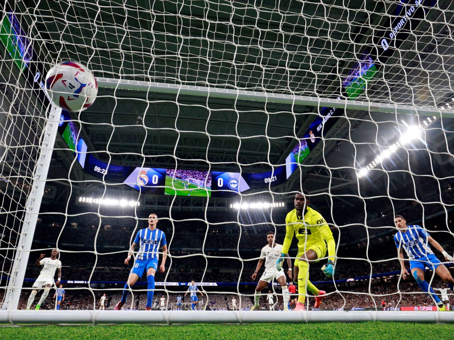 الريال يستعد لنهائي أبطال أوروبا بخماسية في مرمى ألافيس