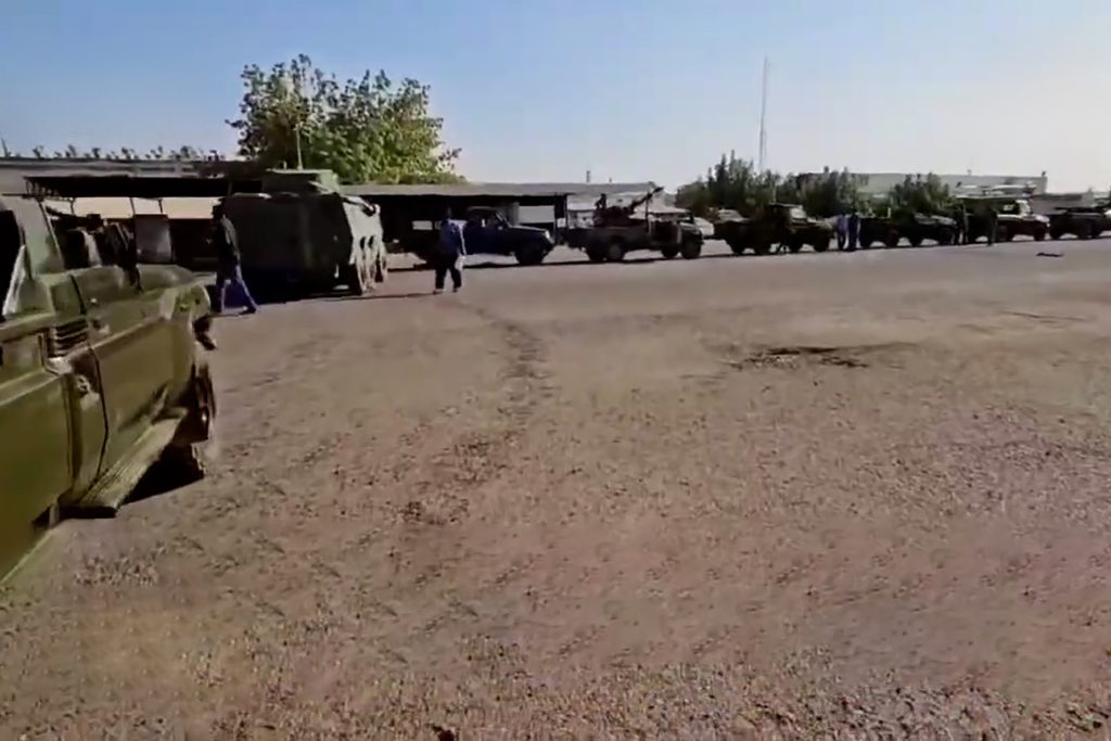 “الدعم السريع” تتهم الجيش بتدمير مصفاة بترول والبرهان يتوعدها