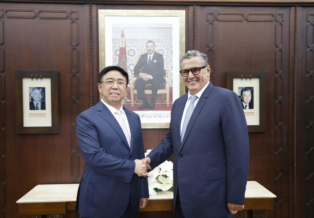 بإنشاء أول مصنع لبطاريات السيارات الكهربائية.. المغرب يطمح للريادة