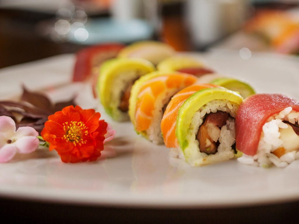 أبرزها السوشي.. متاجر اليابان تهدر طعاما سنويا بقيمة ملياري دولار