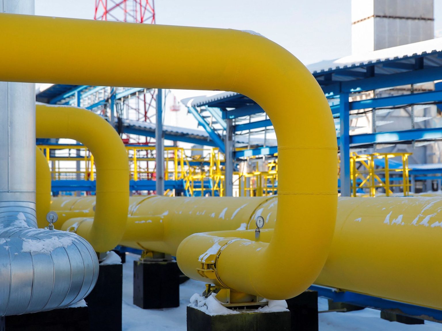 غازبروم تخفض صادرات الغاز إلى أوروبا عبر أوكرانيا