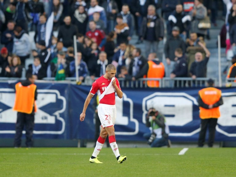 Soccer Football - Ligue 1 - Bordeaux v AS Monaco - Matmut Atlantique, Bordeaux, France - November 24, 2019 AS Monaco's Islam Slimani walks off the pitch after being sent off REUTERS/Regis Duvignau