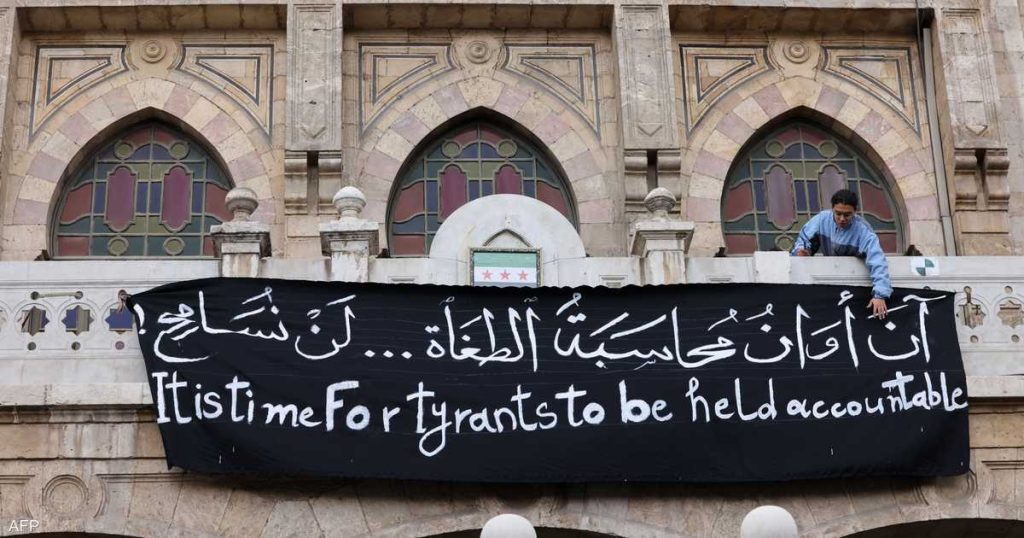 الإدارة السورية الجديدة.. ملاحقة الفلول وتحديات بناء الدولة