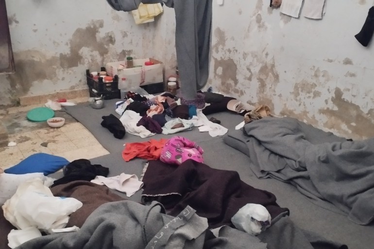 سجن النساء_ مهجع جماعي_ ا_مطار وسجن المزة العسكري