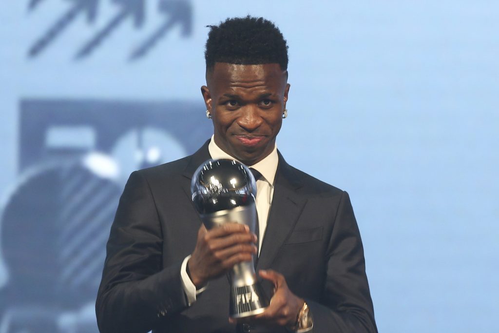 كيف توزعت أصوات العرب في جائزة “ذا بيست”؟