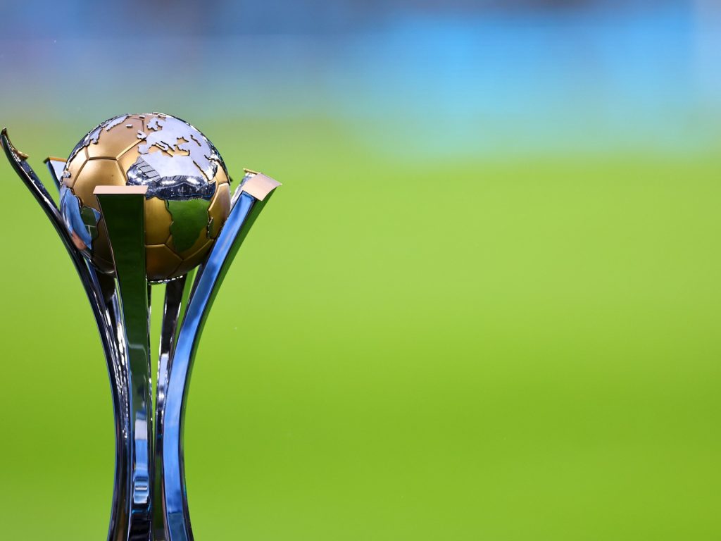 فيفا يعلن بث مباريات كأس العالم للأندية مجانا