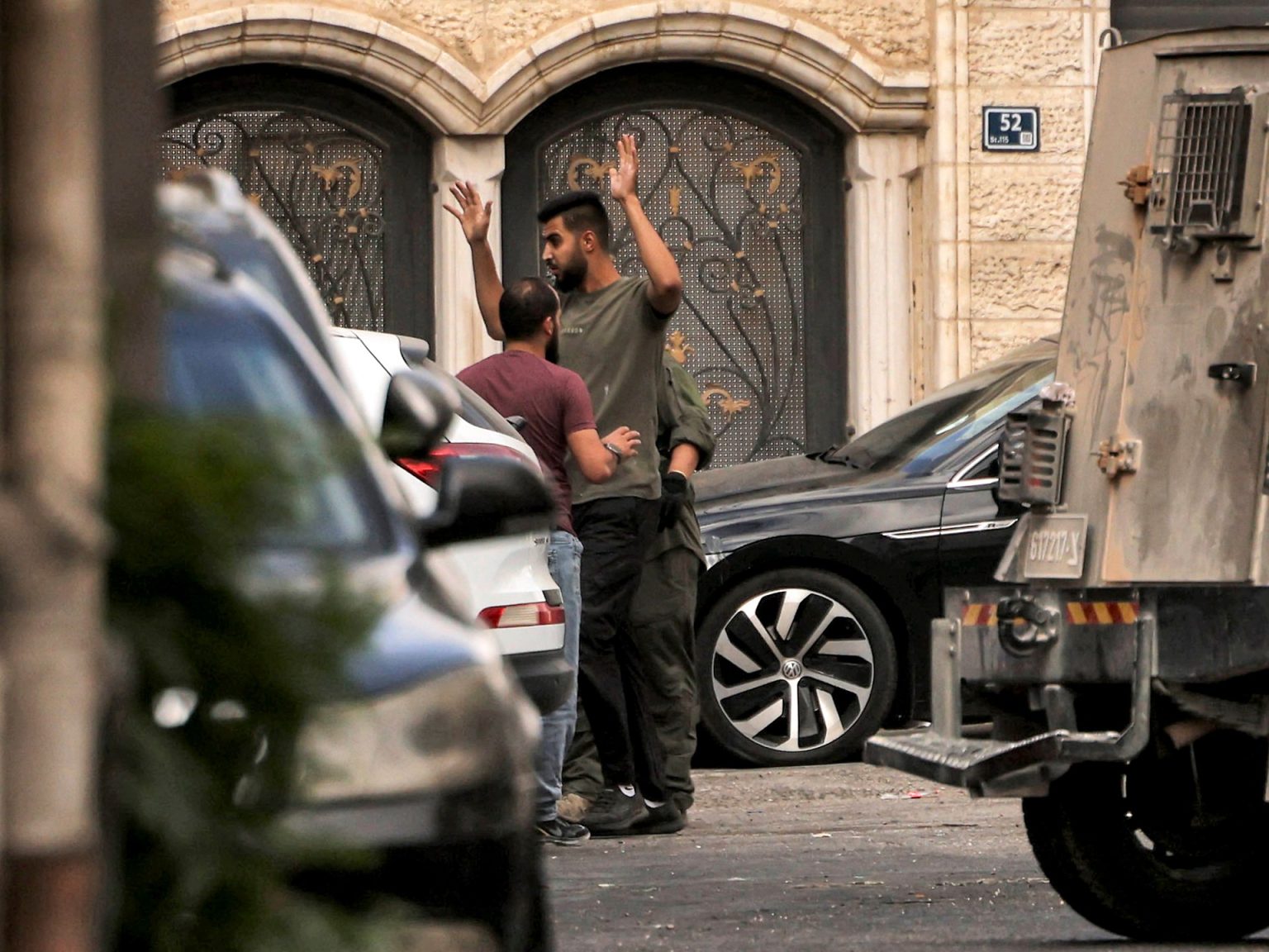 “بلا رسن” تقرير حقوقي إسرائيلي يتحدث عن تنكيل بالفلسطينيين في الخليل